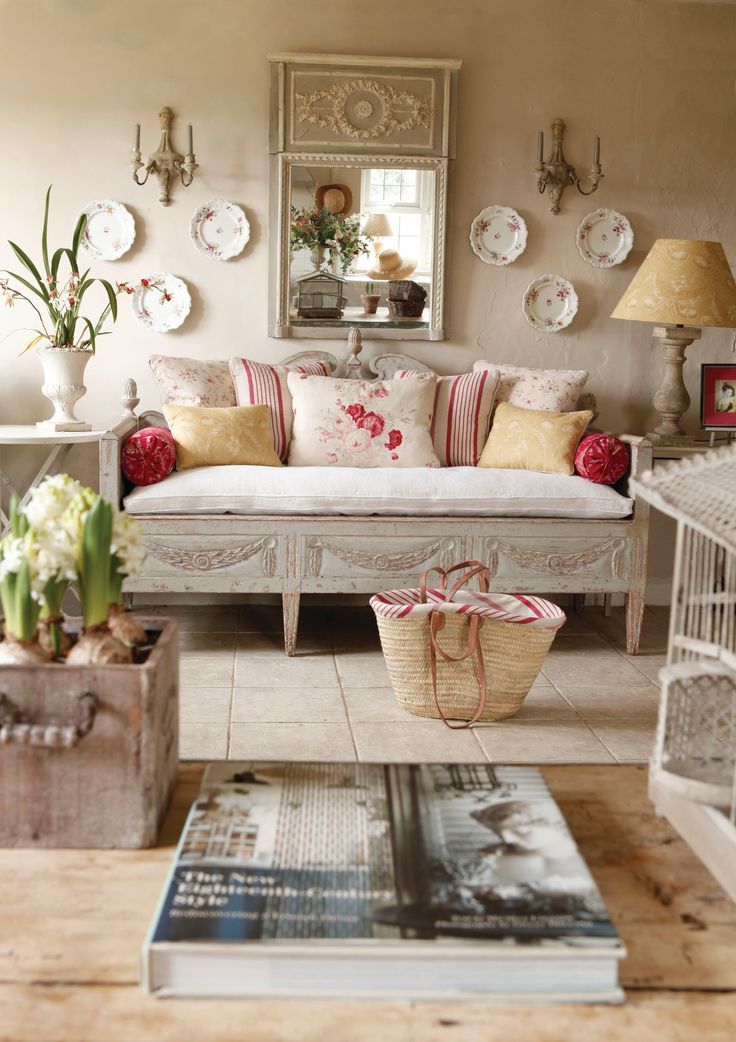 Grüne pastell im wohnzimmer mit shabby chic stil deko ideen