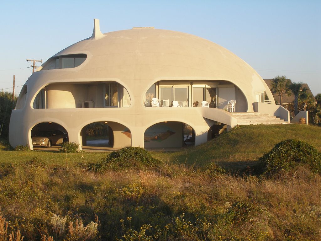Монолитный купольный бетонный дом