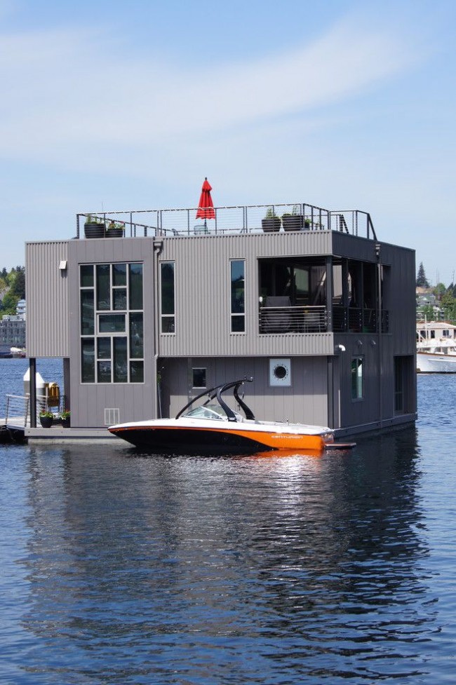 Последнее «ноу-хау» модульных домов – это дом на воде