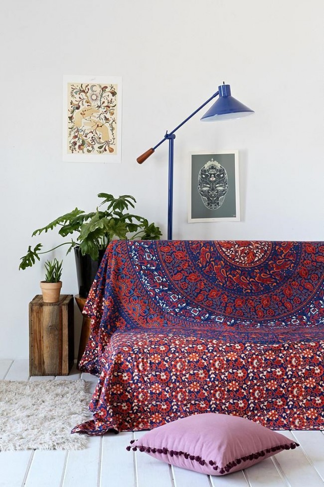 Накидка на диван: 30 Идей, как украсить и защитить мебель