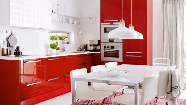 Яркая кухня IKEA серии Рингульт Яркая кухня IKEA серии Рингульт