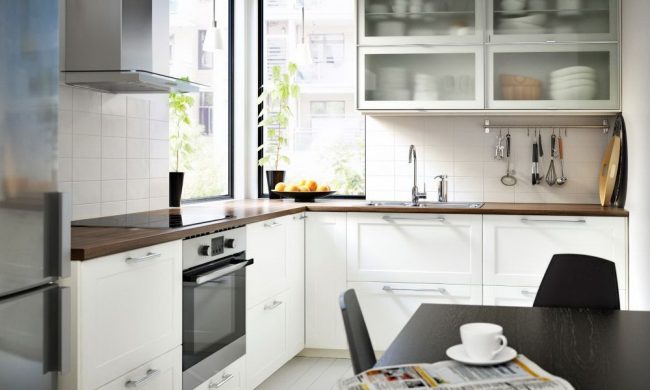 Г-образная кухня IKEA Метод Г-образная кухня IKEA Метод