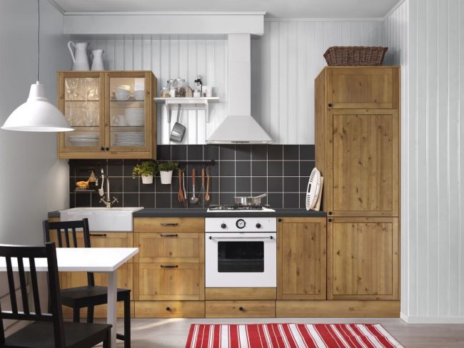 Кухня Фагерланд от IKEA в дереве Кухня Фагерланд от IKEA в дереве