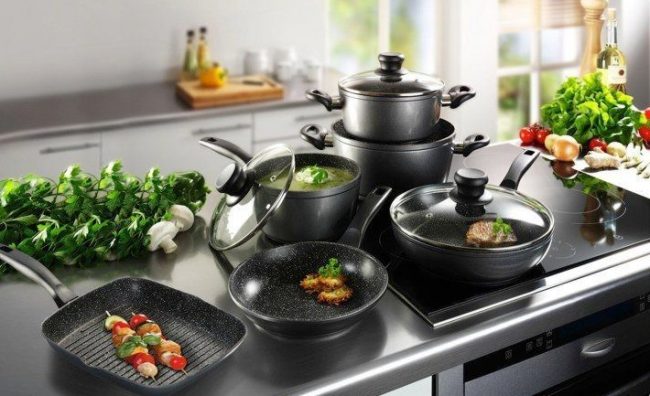 Посуда с каменным покрытием приобретает большую популярность в мире