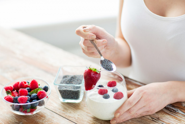 Благодаря йогуртнице приготовление йогурта и творога в домашних условиях не составит труда