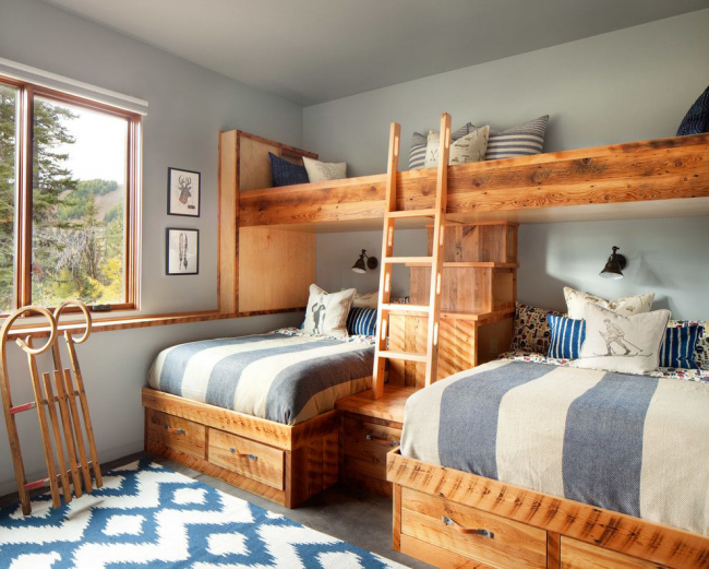 Кровати с ящиками для белья: как выбрать максимально функциональное спальное место?