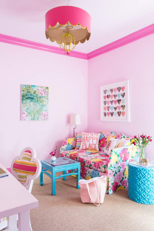 Замечательный дизайн комнаты для девочки в ярких цветах