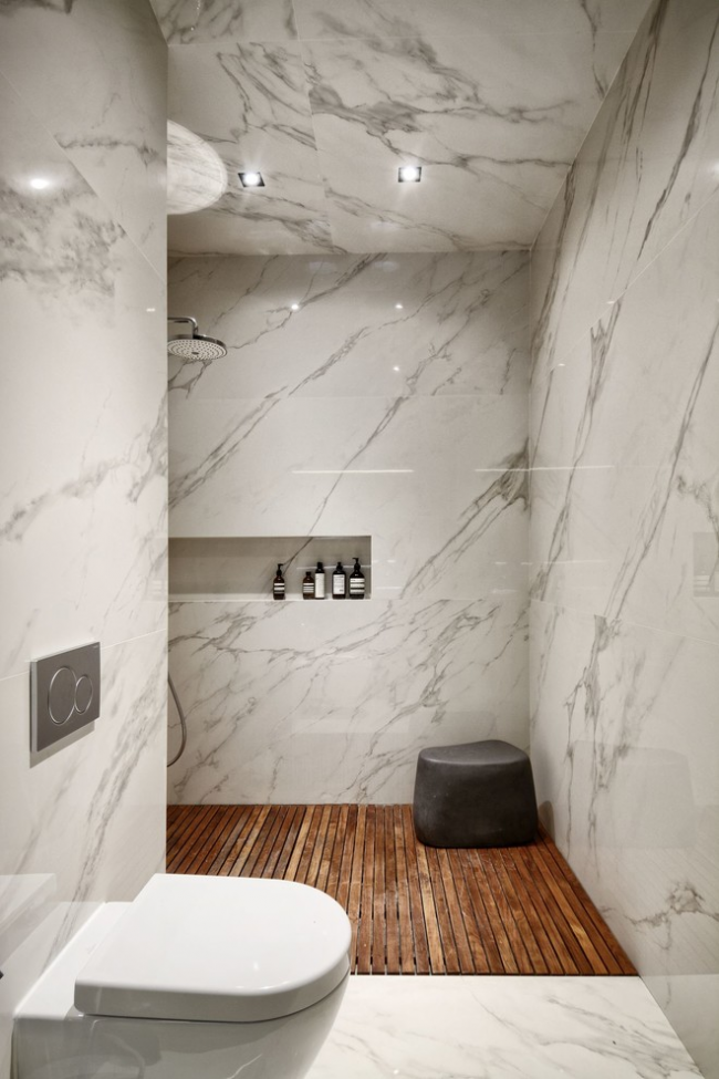 Отделка интерьера ванной комнаты с помощью мраморных плит
