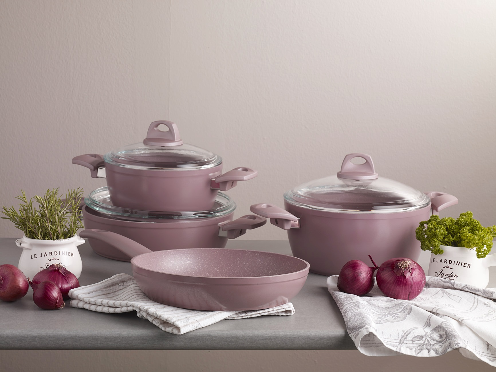 Шикарный набор мраморной посуды Pierre Cardin