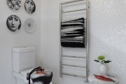 Фото 34 Полотенцесушитель для ванной: 65+ стильных вариантов для интерьера и советы дизайнеров