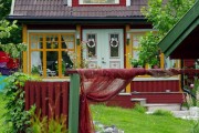 Фото 16 Чем покрасить деревянный дом снаружи: защита и привлекательность (55 фото)