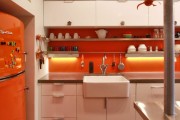 Фото 15 Оранжевые кухни: особенности цветовых комбинаций для энергичных интерьеров