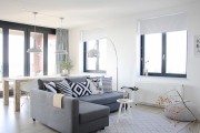 Фото 25 Диван-еврокнижка: как оптимизировать пространство гостиной и 45+ идей для стильного интерьера