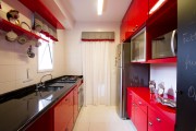 Фото 23 Кухни красного цвета: 70+ самых трендовых и сочных решений для тех, кто не боится экспериментировать