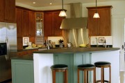 Фото 13 Угловые кухонные гарнитуры (90+ фотоидей): обзор стильных и современных решений для маленькой кухни (2022)