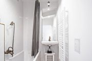 Фото 21 Дизайн-проекты ванных комнат: обзор стильных вариантов санузла и полезные советы дизайнеров