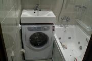 Фото 31 Раковина над стиральной машиной: особенности установки и 85+ продуманных решений для функциональной ванной комнаты (2022)