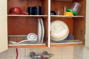 Фото 28 Сушилка для посуды в шкаф: советы по выбору и 70 практичных вариантов для современного интерьера