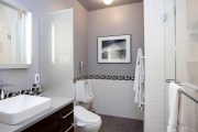 Фото 25 Писсуар для ванной комнаты: особенности выбора, подвода воды и монтажа