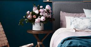 Спальня в синем цвете: как создать уютный и теплый интерьер в холодной гамме фото