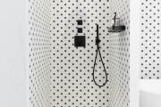 Фото 24 Функциональность превыше всего: обзор смесителей для ванны с душем Grohe