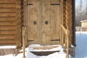 Фото 6 Парная в удовольствие: как выбрать правильные деревянные двери для бани?