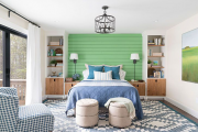 Фото 13 Интерьер бело-зеленой спальни: секреты гармоничных сочетаний и выбор декора