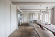 Фото 25 Обилие света и воздуха: секреты дизайна интерьера кухни на 40 кв. метрах