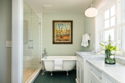 Фото 11 Стеклообои в ванной: дизайнерские особенности, преимущества и уход за ними